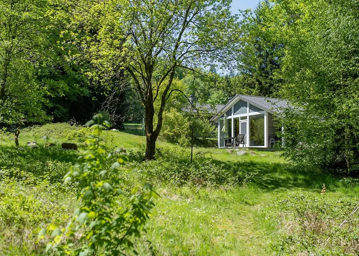 2 Bis 4 Personen F3h2